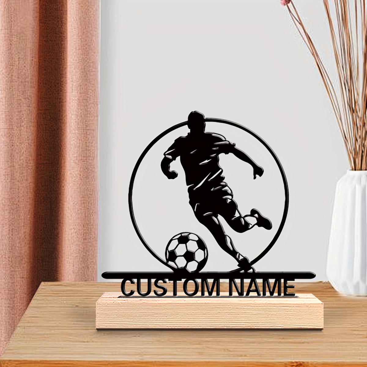 Patung Logam Pemain Sepak Bola - Home Decor Theme ulasan dan harga